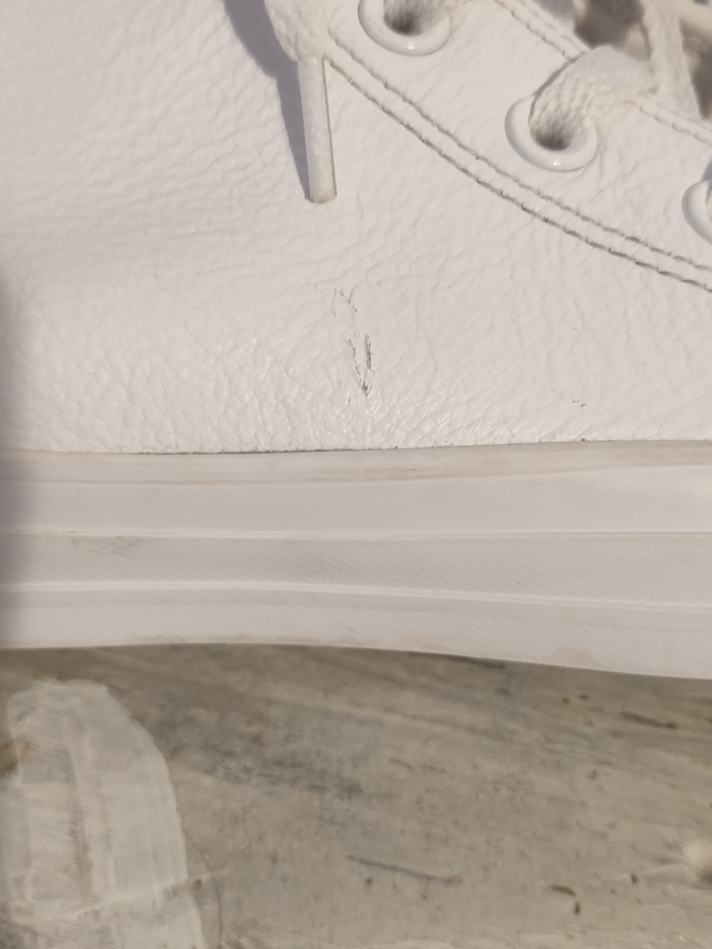 Converse unisex All-Star Chuck Taylor Trainers Hi Top Triple White Leather - Picture 6 of 16